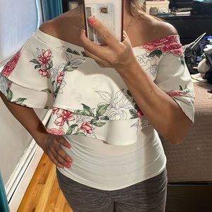 Floral blouse size S